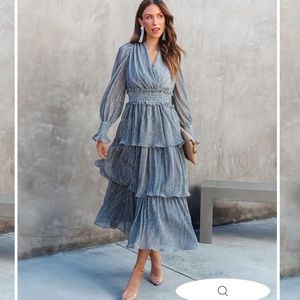 Meghan Metallic Tiered Maxi Dress Small Silver